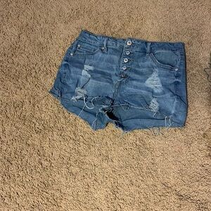 Blue Spice Women’s size 7 light blue high waisted vintage recycled jean shorts